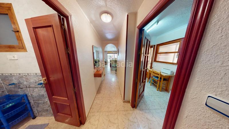 Foto c3389fe5-2d0c-4d07-811a-6ab8a1be4651. Piso  de 4 habitaciones a un paso de la playa en Torrevieja