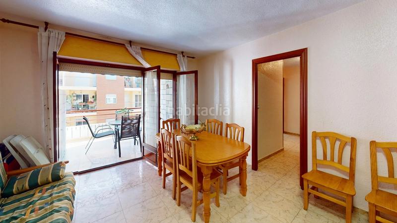 Foto d166a270-ca9b-4bef-933c-19e142eb1eeb. Piso  de 4 habitaciones a un paso de la playa en Torrevieja