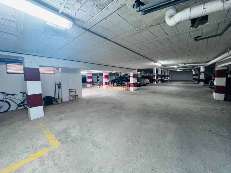 Foto 6d6383b5-a74a-4fe4-9bd3-9a379f5bf273. Car parking in calle félix rodríguez de la fuente 23 in Torrevieja