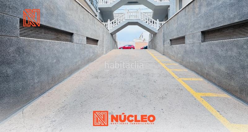 Foto d4e9d9c7-6109-4007-8040-41111819780c. Car parking in calle félix rodríguez de la fuente 23 in Torrevieja