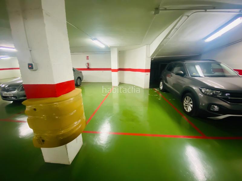 Foto c50d4465-8bcd-402b-9414-e897411fac57. Parking coche ¡oferta única! garaje en venta en localización inmejorable. en Torrevieja