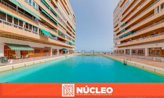 Appartement à Avenida doctor gregorio marañón 37. Piso recién reformado en navamares, zona del acequión, torreviej
