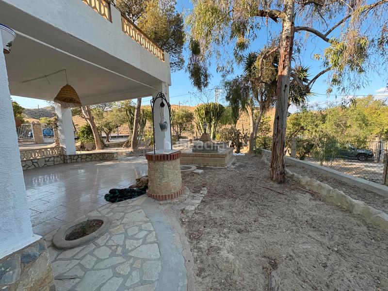 Foto 0982c01a-83eb-4982-91e5-572c4dc485c0. Affitto chalet con camino parcheggio piscina in Peña de las Águilas Elche / Elx