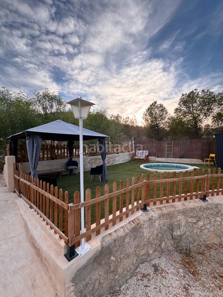 Foto 448f74cb-1629-4e12-82ac-584aa51ce330. Affitto chalet con camino parcheggio piscina in Peña de las Águilas Elche / Elx