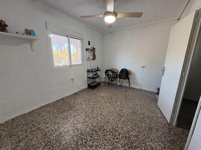 Foto e2593fb1-6113-46d7-9a4b-b19a9f1e2b2e. Affitto chalet con camino parcheggio piscina in Peña de las Águilas Elche / Elx