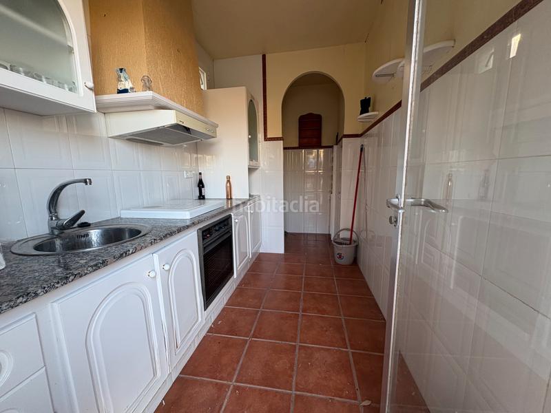 Foto 12c18c05-dbaf-470d-be6c-da80d3fca13c. Lloguer xalet amb xemeneia aparcament piscina a Peña de las Águilas Elche / Elx