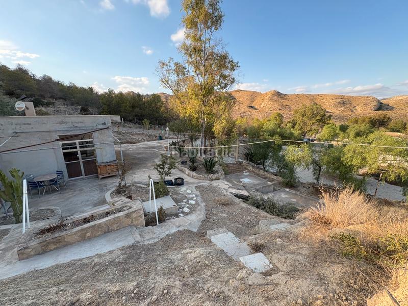 Foto bc3ea1db-b89f-4e80-897a-0d4de4a40ad0. Lloguer xalet amb xemeneia aparcament piscina a Peña de las Águilas Elche / Elx