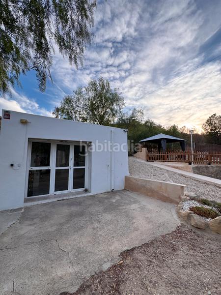 Foto 4a449848-8a3b-4e92-b90c-565a9fed149c. Location chalet avec cheminée parking piscine dans Peña de las Águilas Elche / Elx