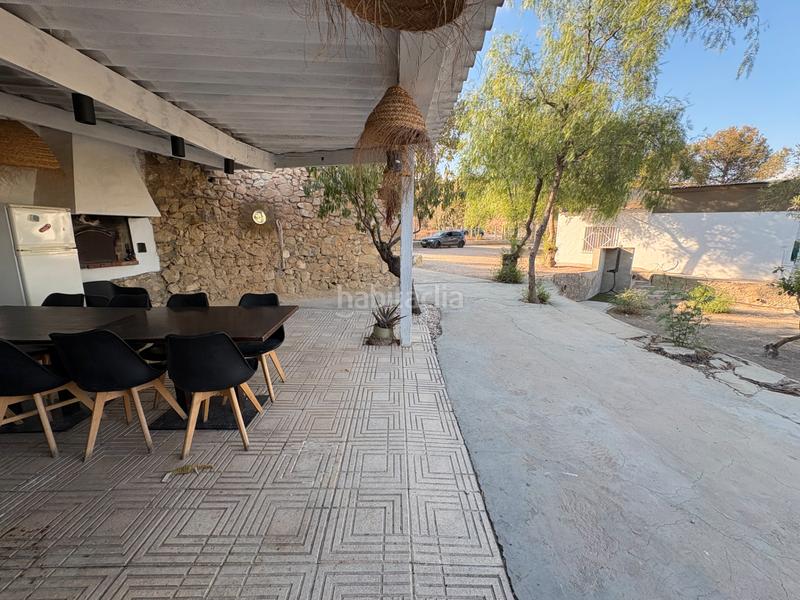 Foto 0e9fafb4-22d0-45c9-86e8-6db96cdd12cd. Miete chalet mit kamin parking pool in Peña de las Águilas Elche / Elx