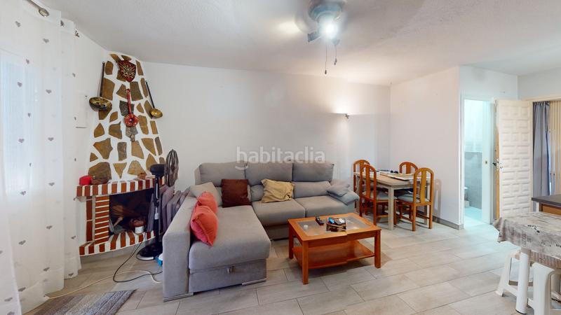 Foto e7f2cb12-48ae-4072-b209-73d3c0ef5bcb. Casa aparellada a calle urbano arregui 63 a Playa de los Náufragos Torrevieja