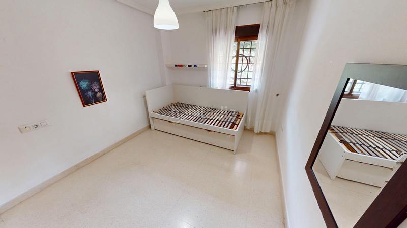 Foto 3b9b521e-c2a1-4854-9346-6db4b78dc36f. Piso  en venta en calle conrado del campo en El Pinillo Torremolinos