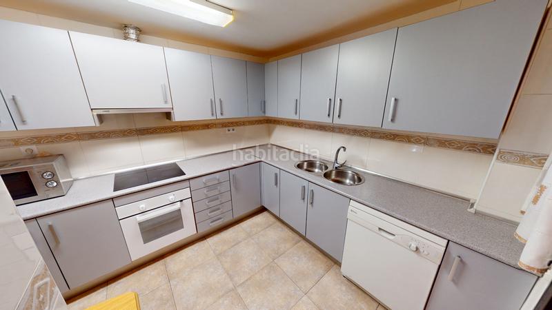 Foto 4eec2b02-cd20-410e-b99a-c36fd4f67dc1. Piso  en venta en calle conrado del campo en El Pinillo Torremolinos