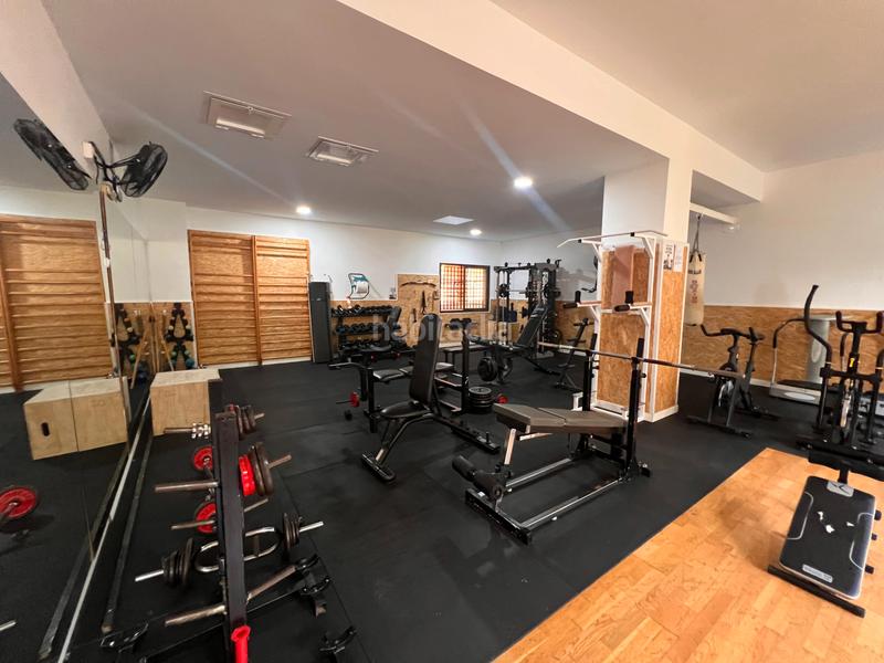 Foto 5a154024-2ced-404d-9e4a-90e78bc20f3a. Piso  en venta en calle conrado del campo en El Pinillo Torremolinos