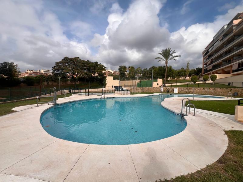 Foto 8d68d530-8a1a-4129-b012-ae657c30820f. Piso  en venta en calle conrado del campo en El Pinillo Torremolinos