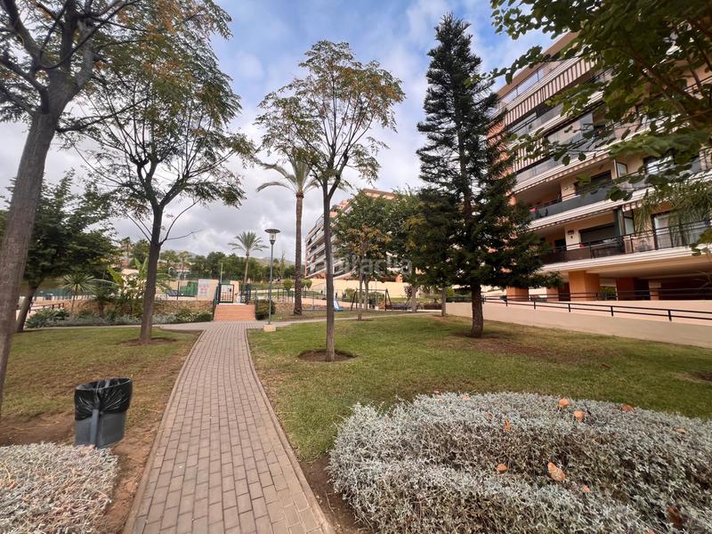 Foto 97bbe25c-71fd-4643-af80-97a820548642. Piso  en venta en calle conrado del campo en El Pinillo Torremolinos