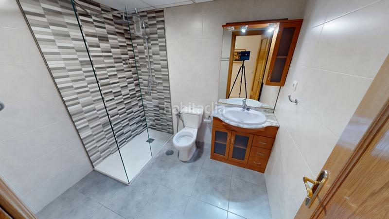 Foto 97caca07-7e84-4618-ac42-585f23be40aa. Piso  en venta en calle conrado del campo en El Pinillo Torremolinos