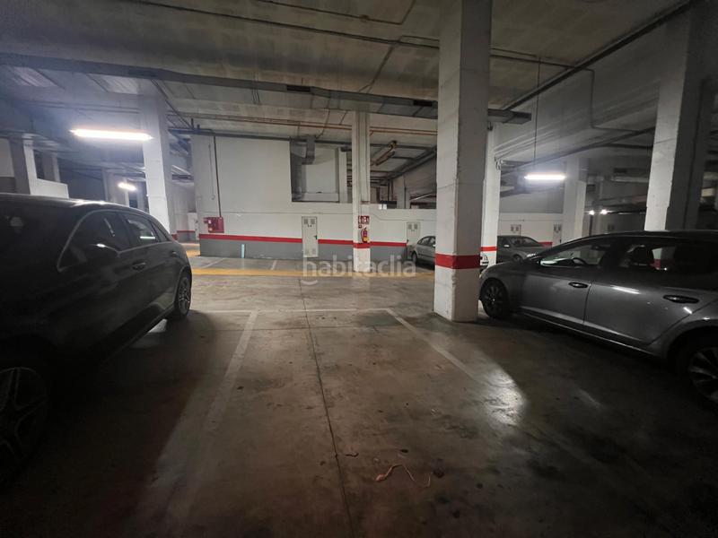 Foto a3e9ac0a-487b-4eda-a67f-1983612b1042. Piso  en venta en calle conrado del campo en El Pinillo Torremolinos