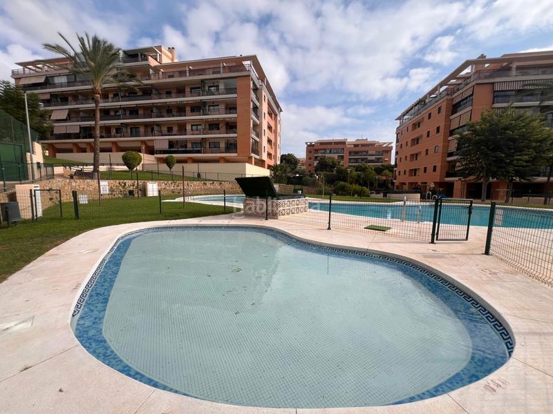 Foto e08d3bcf-7009-472e-bd16-40bd62ee7351. Piso  en venta en calle conrado del campo en El Pinillo Torremolinos