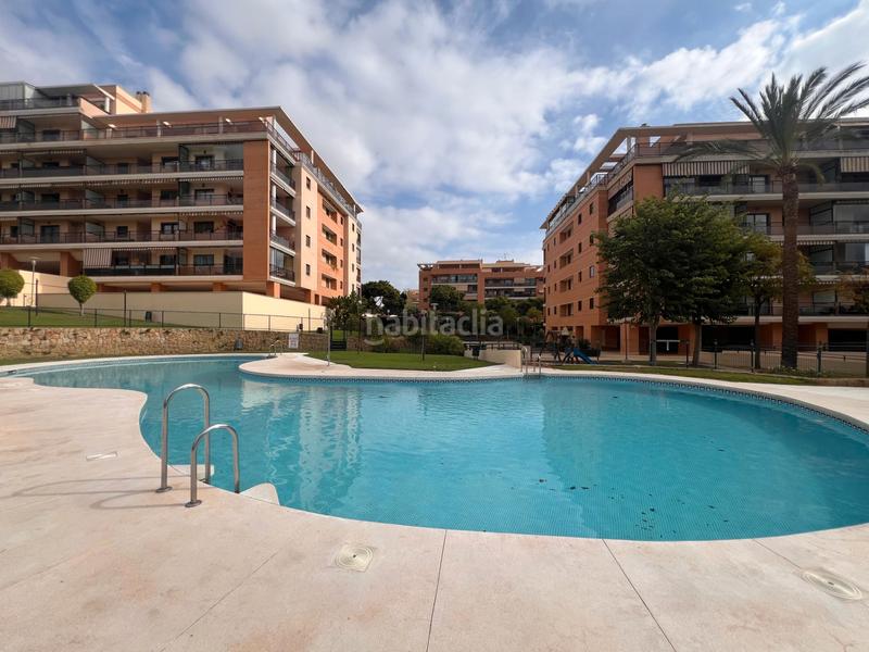 Foto efa90602-1c37-44c9-aa66-82ec52014d40. Piso  en venta en calle conrado del campo en El Pinillo Torremolinos