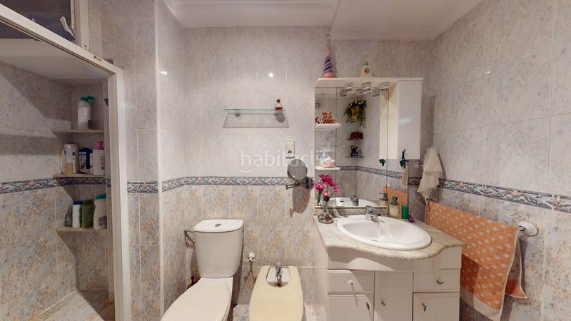 Foto 8fa7c3da-ce24-4dd3-98a9-0f330386c0f3. Pis a carrer gabriel miró 27 a Reina Victoria - Miguel Hernández Elche / Elx