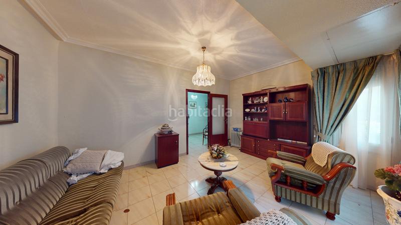 Foto f3b6a06d-240d-4425-b02a-a3e0709a912e. Pis a carrer gabriel miró 27 a Reina Victoria - Miguel Hernández Elche / Elx