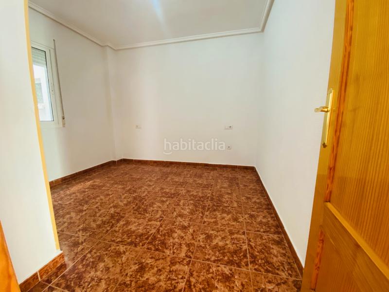 Foto 9404b5af-0333-43e6-9386-2c84bacc033f. Appartement dans Avenida Habaneras - Curva de Palangre Torrevieja