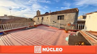 Towny house  Calle félix rodríguez de la fuente. Amplia vivienda de 3 dormitorios con gran terraza en granja de r