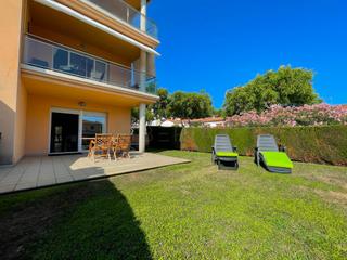 Apartament a Avinguda de la vall de ribes. Fantastica planta baja con jardín privado