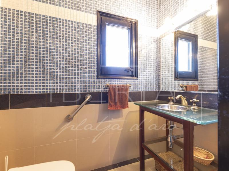 Foto f88b5f16-1015-47b8-8e95-0d1c31446b87. Casa a n/a 285 a Urbanitzacions Platja d´Aro