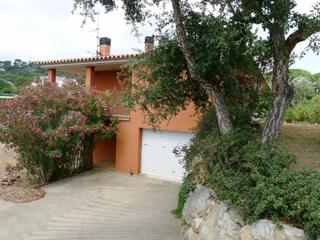 Maison à Avinguda mas ros. Chalet espacioso y confortable en mas ros