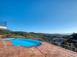 Casa a Carrer herentale 74. Preciosa villa con vistas espectaculares al mar