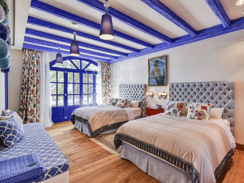 Foto dcd2d860-bdc2-4029-8ac9-a8ebb4238226. Casa en calle talaia urb mas nou 714 propiedad única en el mercado en Platja d´Aro