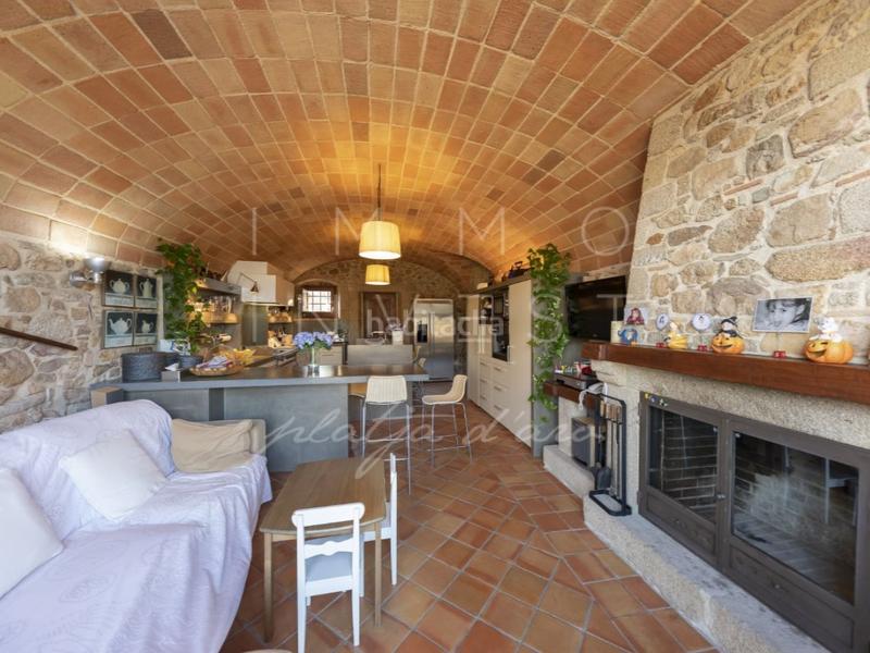 Foto c66e0ec2-aabf-4903-8d92-85dd0a15990d. Casa amb calefacció aparcament piscina a Fenals Platja d´Aro