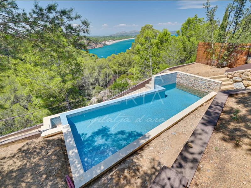 Foto c283809a-41dd-4ba0-9eca-7c42af6e6a5d. House with parking in Aiguafreda-Sa Tuna Begur