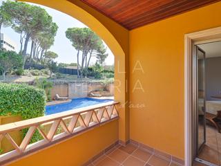 Casa en Calle domenech i montaner 13. Exclusiva propiedad en torre valentina villa principal con apart