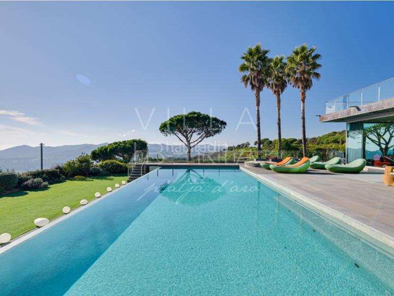 Foto 2ff12aed-374b-49a3-ba00-fcb409f8691f. Maison dans avenida vallbanera 41 dans Urbanitzacions Platja d´Aro