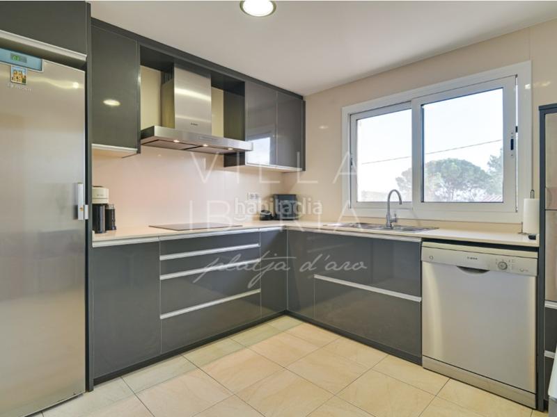 Foto a2aa3a20-ca6b-46e9-9f14-9f14e59a498f. Casa en calle sud 3 encantador chalet completamente reformado en Calonge