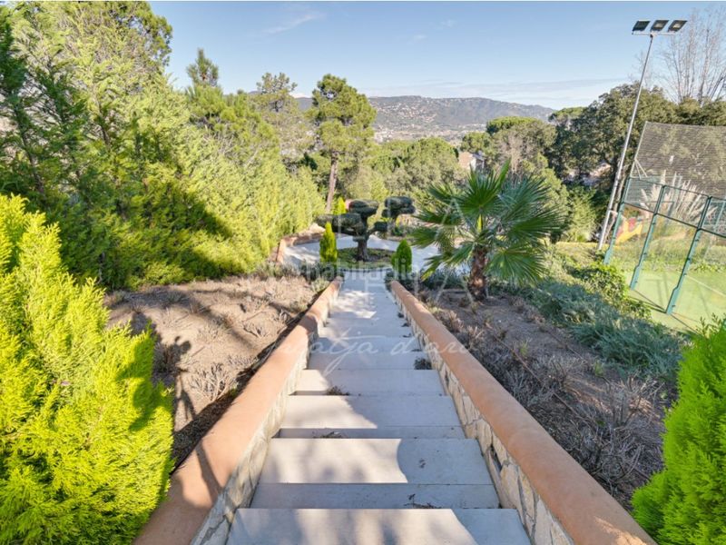 Foto 6354a046-0627-42a7-b8ae-92bc34dfcaf6. Casa en calle hubert burrus 407 villa exclusiva con pista de tenis en el golf de santa cristina daro en Santa Cristina d´Aro