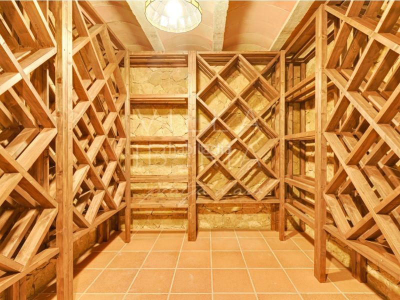Foto 6793facd-2287-4cb3-9716-9ba8ee532ddf. Casa en calle hubert burrus 407 villa exclusiva con pista de tenis en el golf de santa cristina daro en Santa Cristina d´Aro
