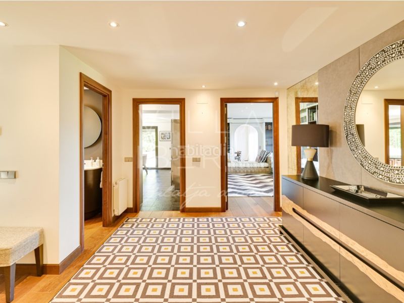 Foto 9d21dd37-0411-4e3d-bc9e-9976bb14fe84. Casa en calle hubert burrus 407 villa exclusiva con pista de tenis en el golf de santa cristina daro en Santa Cristina d´Aro