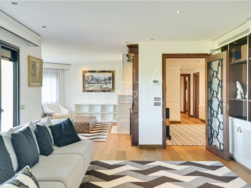 Foto b8a667bf-fcf4-4874-ae2b-c5202961b69d. Casa en calle hubert burrus 407 villa exclusiva con pista de tenis en el golf de santa cristina daro en Santa Cristina d´Aro