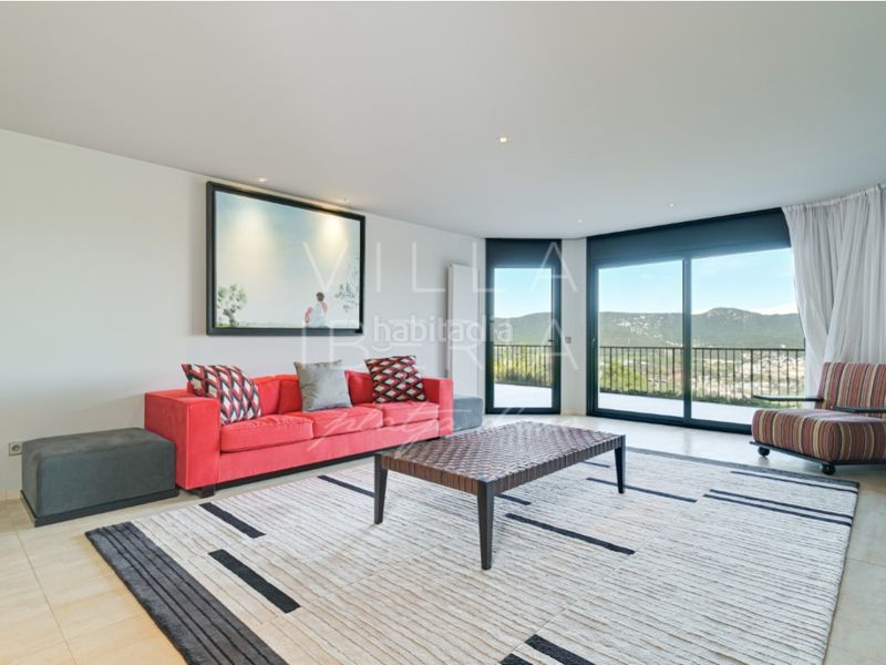 Foto c9269fdd-b28d-4342-a9fb-87607f8ce1d7. Casa en calle hubert burrus 407 villa exclusiva con pista de tenis en el golf de santa cristina daro en Santa Cristina d´Aro
