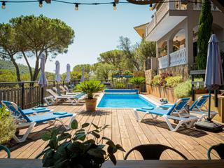 Casa a Avenida manxa 60. Espaciosa villa con impresionantes vistas a la montaña