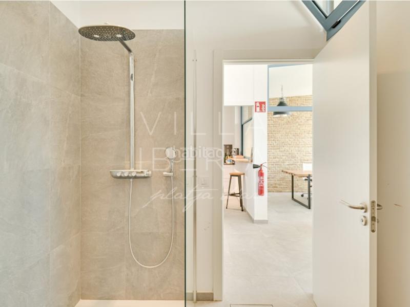 Foto d07119db-fb6d-429f-a357-c67a1837fedc. Locale commerciale in passeig maritim in Centre-Platja Platja d´Aro