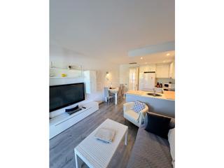 Apartament a Avenida verona i terol 22. Apartamento en port daro con licencia turística