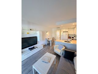 Apartamento en Avenida verona i terol 22. Apartamento en port daro con licencia tur�stica