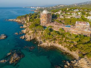 Apartament a Calle juli garreta 7. Espectacular ático con vistas panorámicas al mar y acceso direct