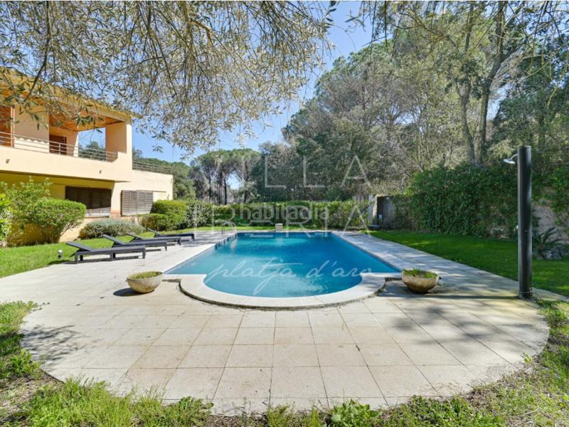 Foto 3258b800-8bdb-41f0-b6c9-afc684b39660. Maison dans barrio solius 28 dans Golf Costa Brava Santa Cristina d´Aro