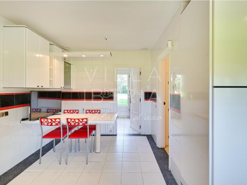 Foto c89ac94c-7519-4a55-9bae-22c6e992a9eb. Maison dans barrio solius 28 dans Golf Costa Brava Santa Cristina d´Aro