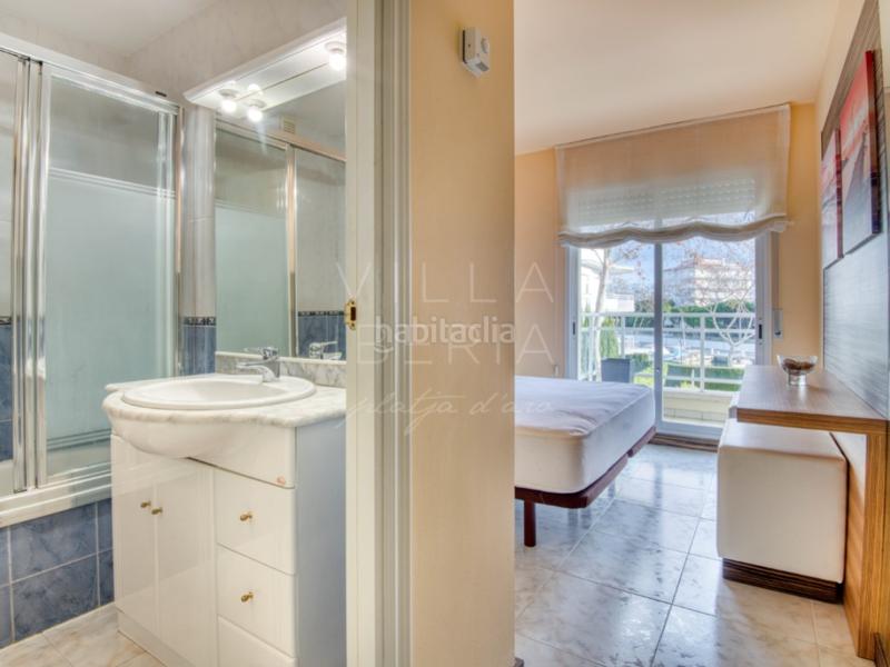 Foto 842e3cbb-0987-40a6-973a-c4dbb25d6b30. Apartament a carretera mar i llum 8 a Port d´Aro Platja d´Aro